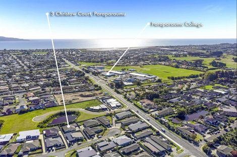 Photo of property in 3 Christow Court, Paraparaumu, 5032