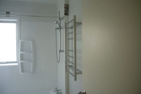 Photo of property in 1/15 Andersons Road, Oteha, Auckland, 0632