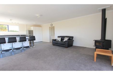 Photo of property in 60 Duncan Street, Ward, Seddon, 7285