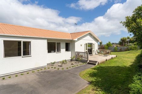 Photo of property in 43 Weggery Drive, Waikanae Beach, Waikanae, 5036