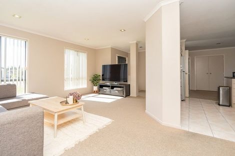 Photo of property in 25 Thomas Road, Huntington, Hamilton, 3210