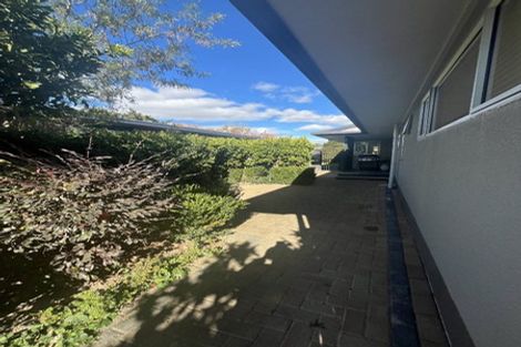 Photo of property in 32 Saint Hill Lane, Havelock North, 4130