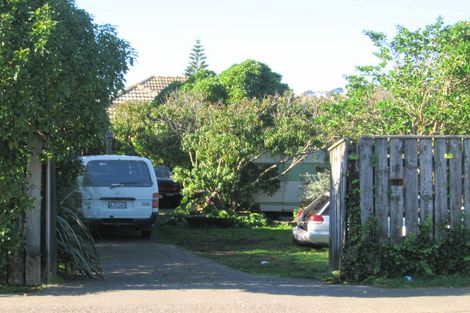 Photo of property in 18 Ngatitoa Street, Takapuwahia, Porirua, 5022