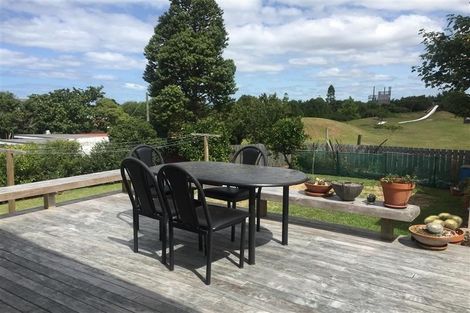 Photo of property in 87 One Tree Point Road, One Tree Point, 0118