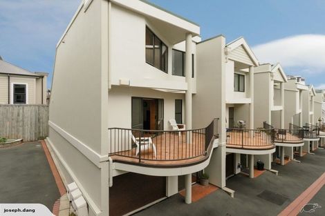 Photo of property in Vein & Skin, 6/38a Roxburgh Street, Mount Victoria, Wellington, 6011