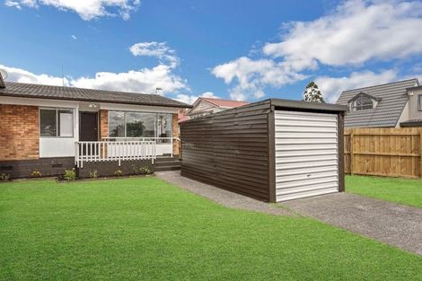 Photo of property in 3/2 Mickle Street, Te Atatu South, Auckland, 0610