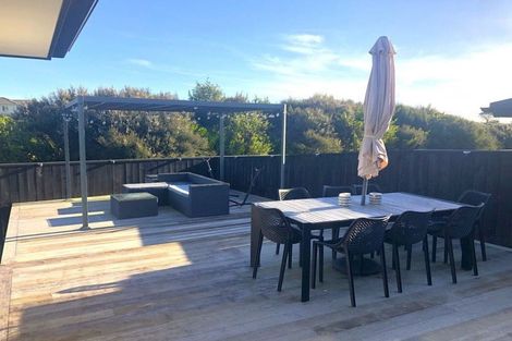Photo of property in 31 Tahuna Minhinnick Drive, Glenbrook, 2681