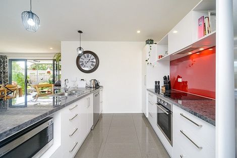 Photo of property in 43a Abraham Crescent, Milson, Palmerston North, 4414