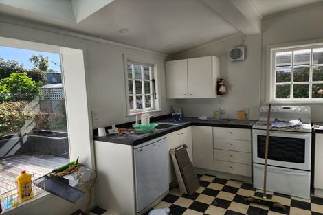 Photo of property in 6 Nikau Street, Eastbourne, Lower Hutt, 5013