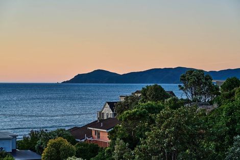 Photo of property in 15 Kainui Road, Raumati South, Paraparaumu, 5032