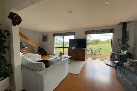 Photo of property in 106 Barrett Road, Riverhead, Albany, 0793