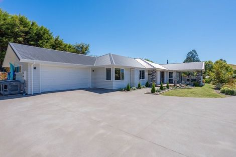 Photo of property in 65 Dalmore Way, Acacia Bay, Taupo, 3385