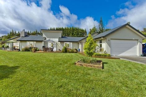 Photo of property in 53 Nixon Road, Taupaki, Henderson, 0782