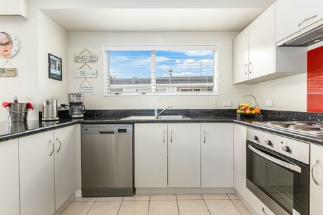 Photo of property in 123 Spinnaker Drive, Whitby, Porirua, 5024