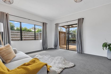 Photo of property in 8a Kaimai Place, Hairini, Tauranga, 3112