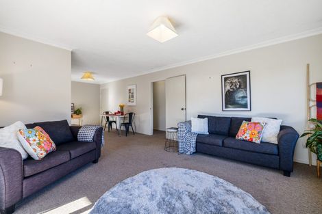 Photo of property in 1/52a Aorangi Road, Bryndwr, Christchurch, 8053