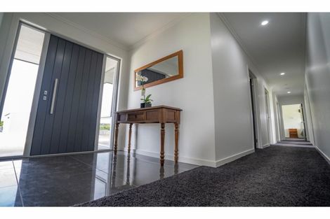 Photo of property in 15 Wilcox Road, Seaward Bush, Invercargill, 9871