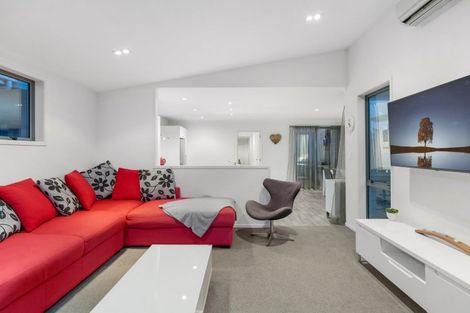 Photo of property in 14 Scoria Close, Pyes Pa, Tauranga, 3112