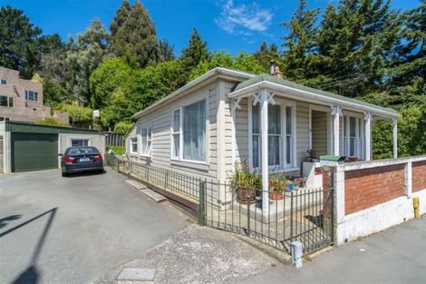 Photo of property in 97 Kaikorai Valley Road, Glenross, Dunedin, 9011