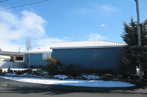 Photo of property in 22 Totara Drive, Twizel, 7901
