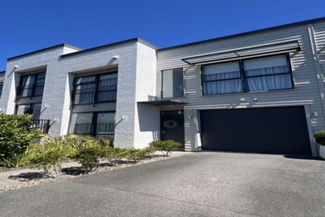 Photo of property in 98 Matairangi Avenue, Totara Heights, Auckland, 2105