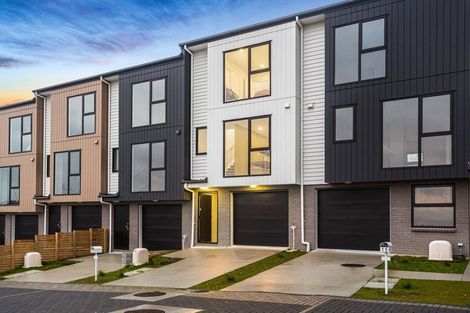 Photo of property in 13 Impatiens Lane, Massey, Auckland, 0614