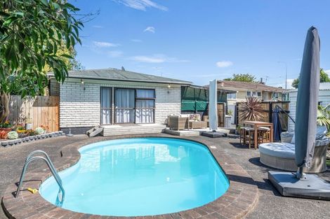 Photo of property in 155 Rowandale Avenue, Manurewa, Auckland, 2102