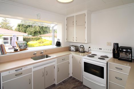 Photo of property in 25 Taverner Street, Carterton, 5713