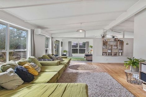 Photo of property in 1 Elmwood Place, Manurewa, Auckland, 2102