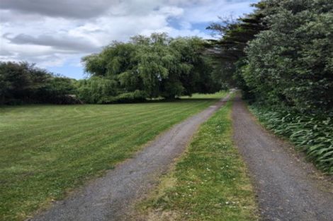 Photo of property in 6 Cemetery Road, Waiuku, 2123