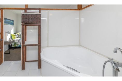 Photo of property in 19 Oxford Street, Waikari, 7420