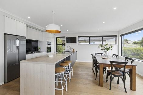 Photo of property in 29 John Burke Drive, Aotea, Porirua, 5024