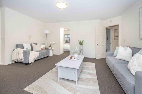 Photo of property in 11 Greenough Place, Rototuna, Hamilton, 3210