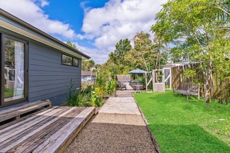 Photo of property in 30 Hydra Place, Glen Eden, Auckland, 0602