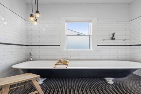 Photo of property in 77 Rutland Street, St Albans, Christchurch, 8014