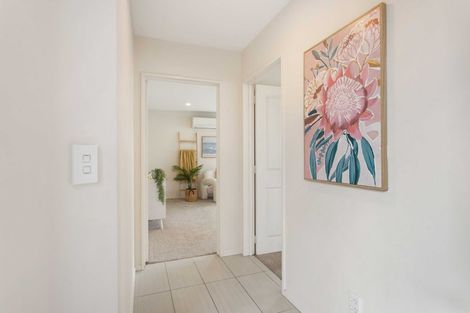 Photo of property in 15 Ashmore Lane, Strowan, Christchurch, 8052