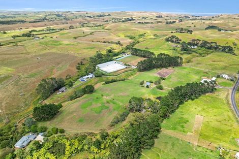 Photo of property in 287 Taurangaruru Road, Karioitahi, Waiuku, 2683