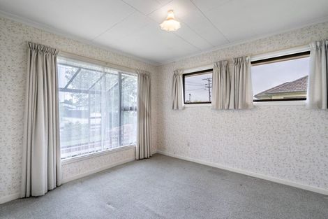 Photo of property in 6 Coutts Road, Gore, 9710