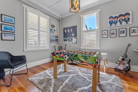 Photo of property in 3 Richmond Avenue, Northcote Point, Auckland, 0627