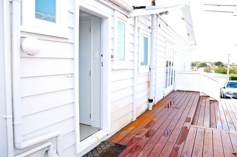 Photo of property in 1/3 Fentham Road, Hauraki, Auckland, 0622