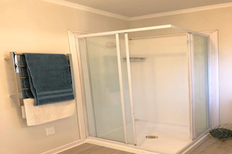 Photo of property in 100 Windmill Drive, Wainui, Silverdale, 0992