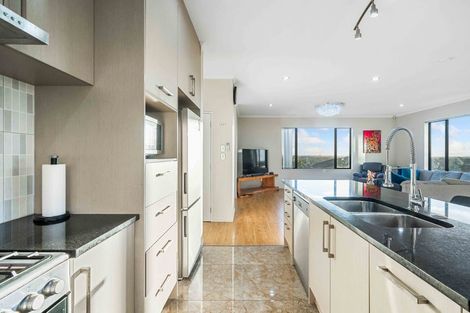 Photo of property in 19 Kereru Rise, Papakura, 2110