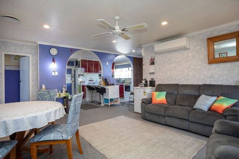 Photo of property in 7 Hunter Street, Dannevirke, 4930