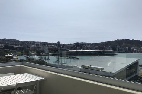 Photo of property in 3/154 Oriental Parade, Oriental Bay, Wellington, 6011