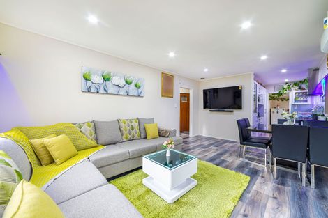 Photo of property in 3/138a Great South Road, Manurewa, Auckland, 2102