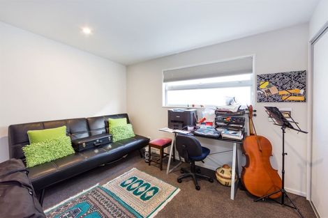 Photo of property in 15 Seager Lane, Hillmorton, Christchurch, 8024