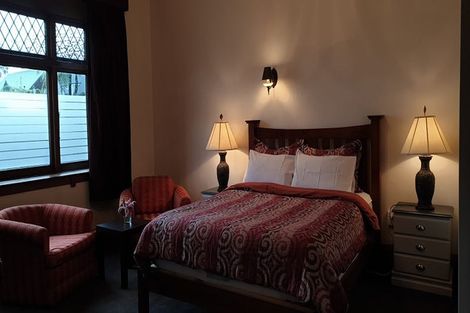 Photo of property in 361 Karori Road, Karori, Wellington, 6012