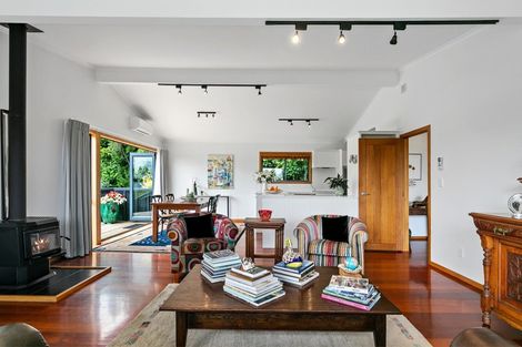 Photo of property in 27 Chesham Avenue, Waipahihi, Taupo, 3330