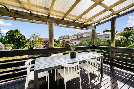 Photo of property in 1/11 Norman Road, Hauraki, Auckland, 0622