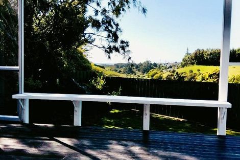 Photo of property in 24a Saint Ives Grove, Whalers Gate, New Plymouth, 4310